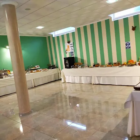 Hotel Playa Compostela 3*