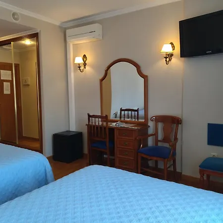 Hotel Playa Compostela 3*