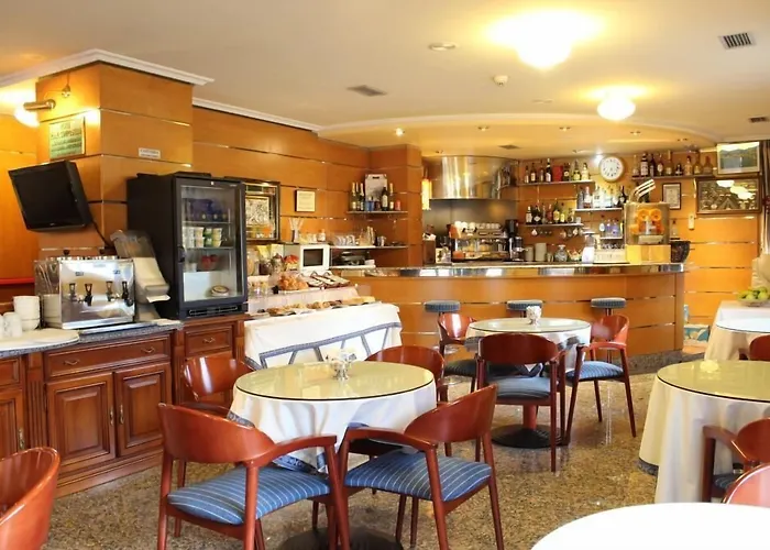 Playa Compostela Hotell 3*